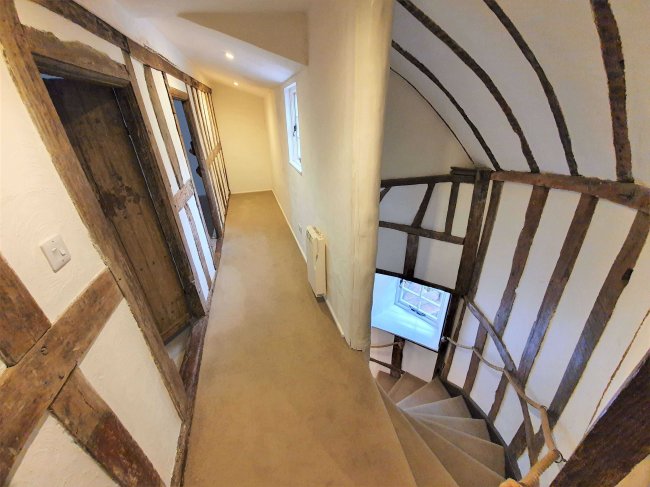 26 Church Street, Launceston, PL15 8AR 4