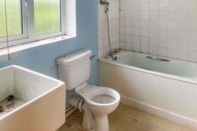 1 Coronation Cottages, Sutton, Shepton Mallet, BA4 6QG 3