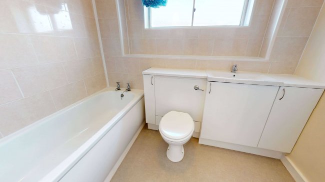 19 Elmcroft, Fairview Avenue, Woking, Surrey, GU22 7NX 9