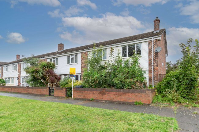 4 Durham Terrace, Chestnut Grove, Penge ,London SE20 8UT 4