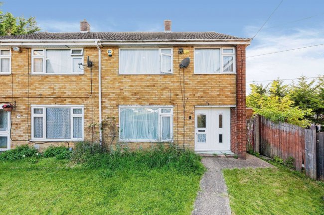 61 Marlin Road, Luton, Bedfordshire, LU4 0SH 3