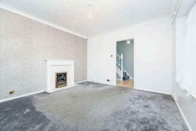 61 Marlin Road, Luton, Bedfordshire, LU4 0SH 3