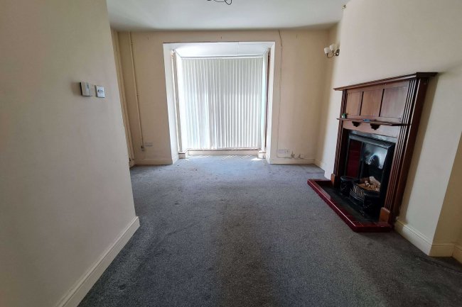 270 Oystermouth Road, Swansea, SA1 3UH 2