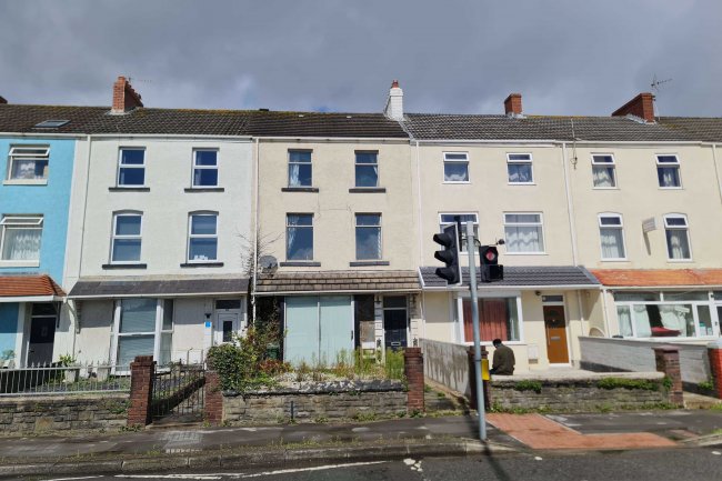 270 Oystermouth Road, Swansea, SA1 3UH 2