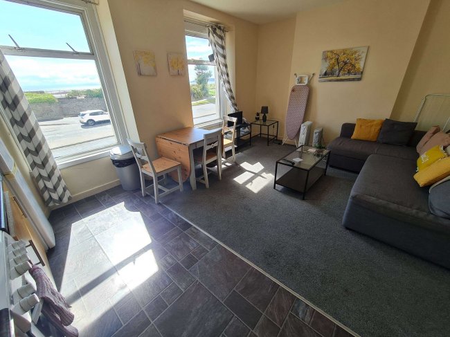 270 Oystermouth Road, Swansea, SA1 3UH 2