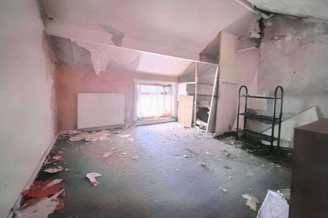 26 Flaxpiece Road, Clay Cross, Chesterfield S45 9HB 9