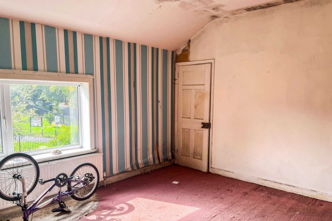 20 Claremont Road, Accrington, BB5 5BN 9