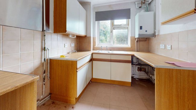 56 Maylands Drive, Sidcup, DA14 4RZ 5