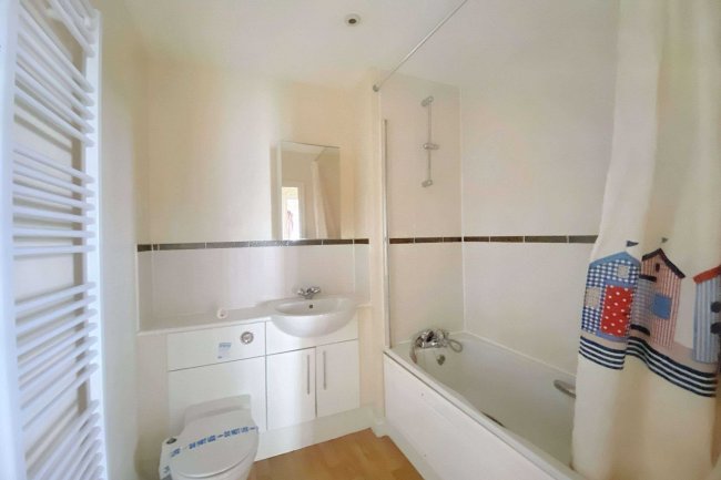 86 Bridge Court, Stanley Road, Harrow, Middlesex, HA2 8FE 7