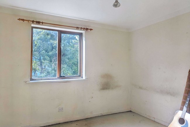 Flat 5, Maple Court, Spring Close, Dagenham, Essex, RM8 1SW 8