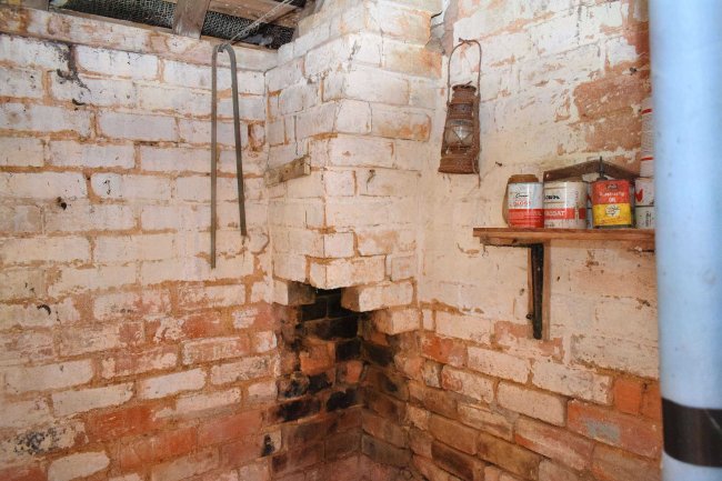 2 Rockhill Road, Northampton, Northamptonshire, NN6 7PT 5