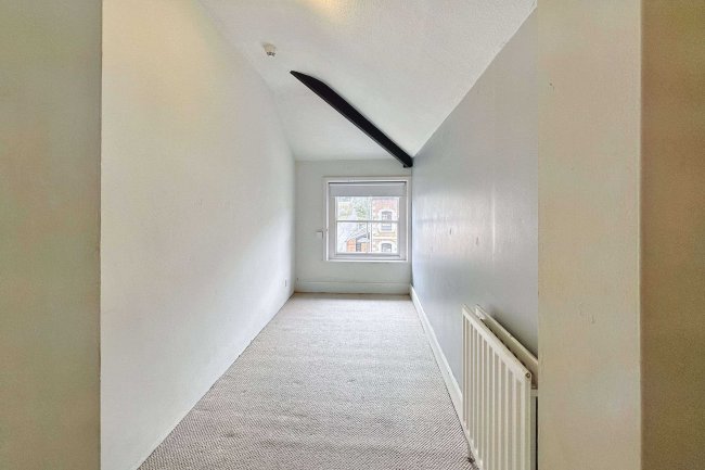 68 Bath Road, Stroud, Gloucestershire, GL5 3JY 4