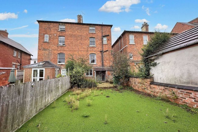 68 Bath Road, Stroud, Gloucestershire, GL5 3JY 4