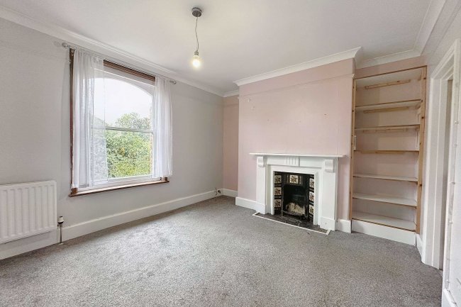 68 Bath Road, Stroud, Gloucestershire, GL5 3JY 4