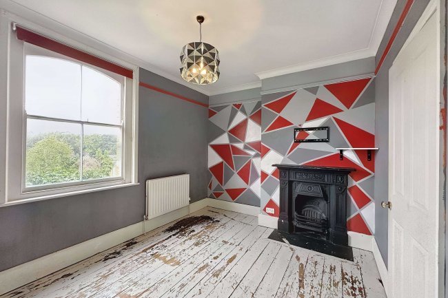 68 Bath Road, Stroud, Gloucestershire, GL5 3JY 4