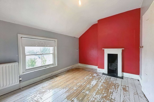 68 Bath Road, Stroud, Gloucestershire, GL5 3JY 4