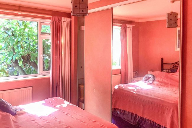 18 Beverley Gardens, Bournemouth, Dorset, BH10 5EF 4