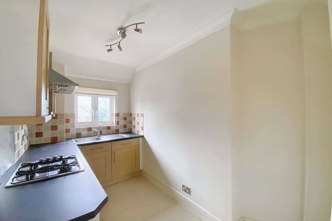 16a Southfield Park, Harrow, Middlesex, HA2 6HE 10