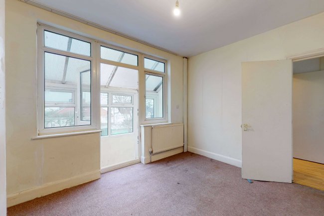 61 Hay Lane London NW9 0NA 
 5