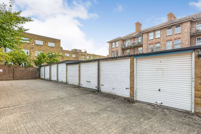 Garage 4 r/o Bewley Court, 176 Broxton Hill, London, SW2 1HA
 5