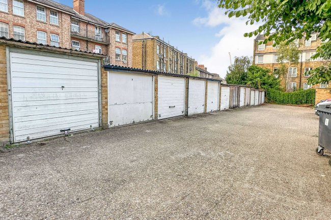 Garage 4 r/o Bewley Court, 176 Broxton Hill, London, SW2 1HA
 5