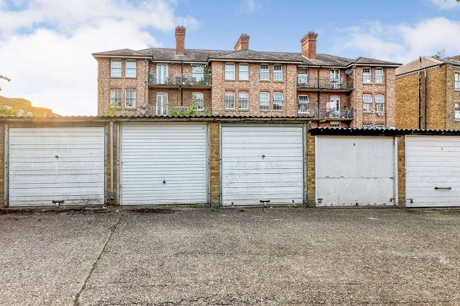 Garage 4 r/o Bewley Court, 176 Broxton Hill, London, SW2 1HA
 5