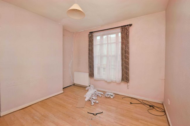 Flat B, 36 Argyle Road, Bristol, BS2 8UY 9