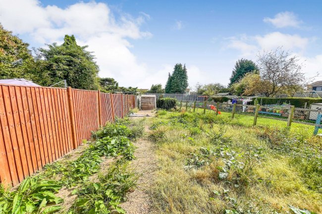 23 Caincross Road, Nottingham, NG8 4AE 6