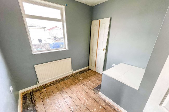 23 Caincross Road, Nottingham, NG8 4AE 6