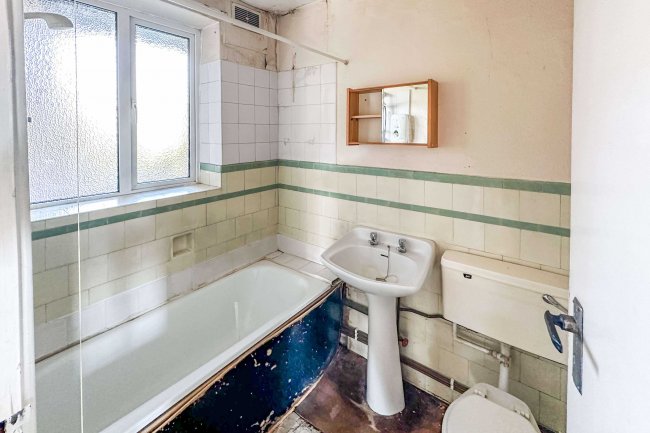 Flat 14, West End Court, Priory Road, London, NW6 3NU 1