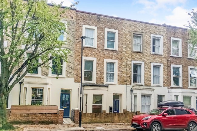 62a and 62b Kingsdown Road, Islington, N19 4LW 1