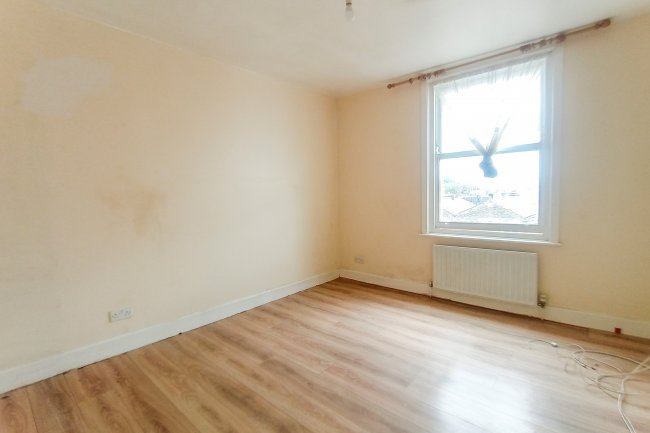 62a and 62b Kingsdown Road, Islington, N19 4LW 1