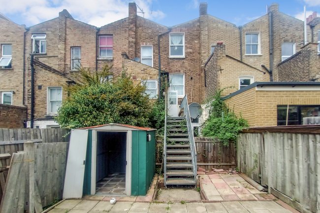 62a and 62b Kingsdown Road, Islington, N19 4LW 1