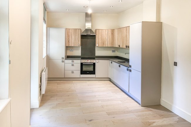 Flat 7 Technology House, Furlong Road, Bourne End, Buckinghamshire, SL8 5AJ 3