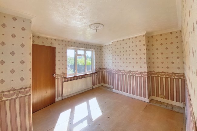 41 Orchardville, Burnham, Slough, SL1 7BD 9