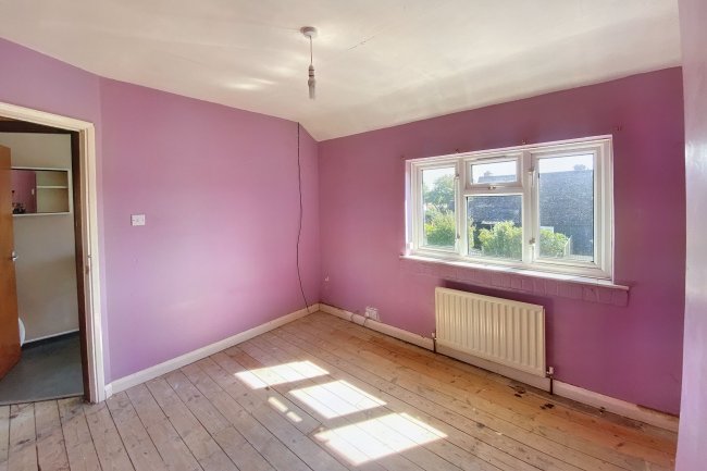 41 Orchardville, Burnham, Slough, SL1 7BD 9