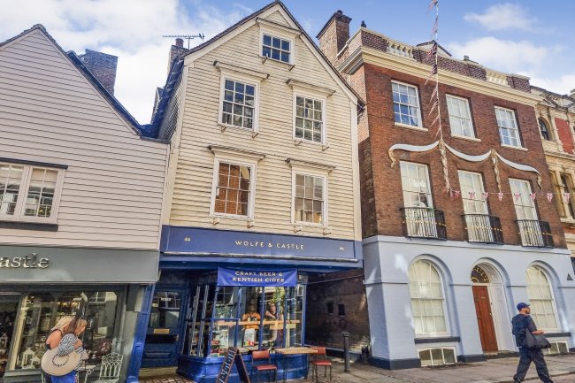 44 High Street, Rochester, ME1 1LD 1