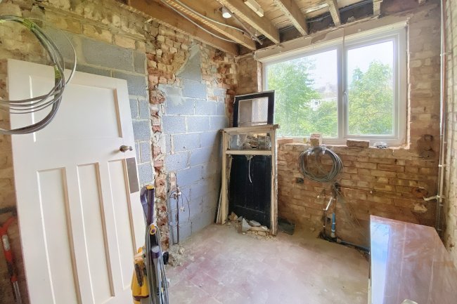 9 Alfriston Avenue, Harrow, Middlesex, HA2 7DY 5