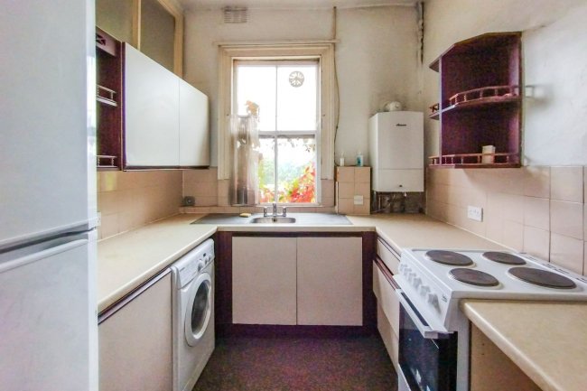 Second Floor Flat and Roof Void, 278 Archway Road, Highgate N6 5AU 9