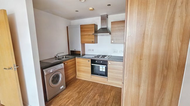 Apartment 402, 6 Ludgate Hill, Manchester, Greater Manchester, M4 4BW 8