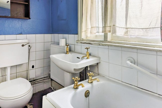 Upper Maisonette 50 Pembroke Road, Kensington, London, W8 6NX 3