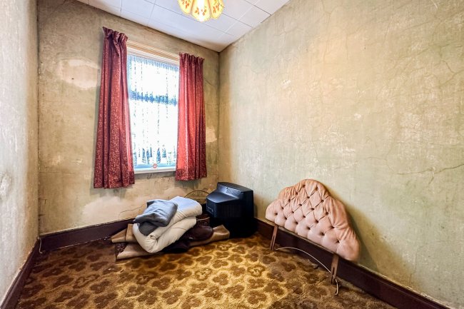 18 Brownlow Road, South Shields, Tyne and Wear, NE34 0QS 3