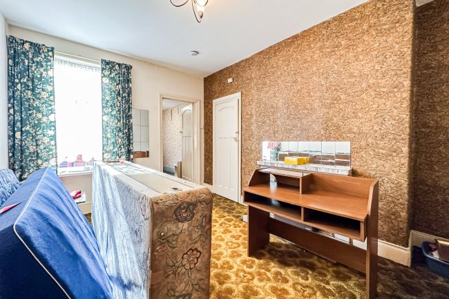 18 Brownlow Road, South Shields, Tyne and Wear, NE34 0QS 3