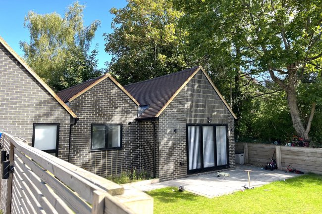 120 Foxley Lane, Purley, CR8 3NB 9