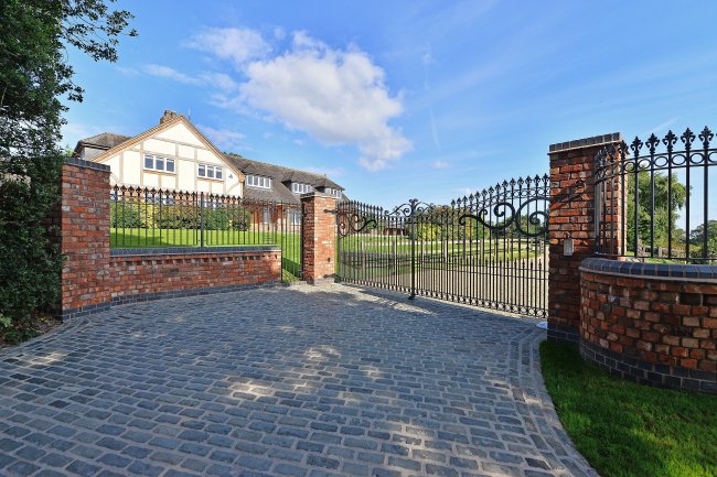 Roxley House, Hillwood Road, Birmingham, B75 5QW 9