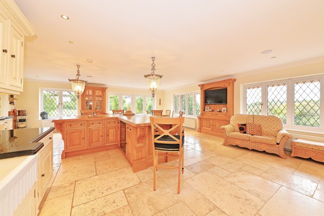 Roxley House, Hillwood Road, Birmingham, B75 5QW 9