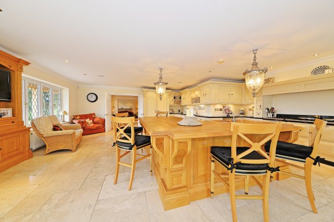 Roxley House, Hillwood Road, Birmingham, B75 5QW 9