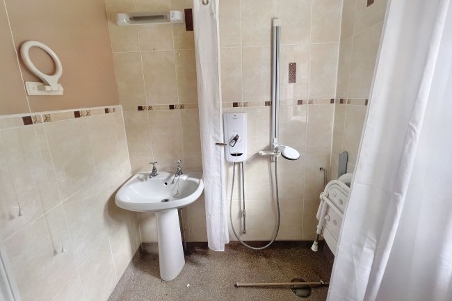 7 Daintree Way, Hemingford Grey, Huntingdon, Cambridgeshire, PE28 9DZ 10