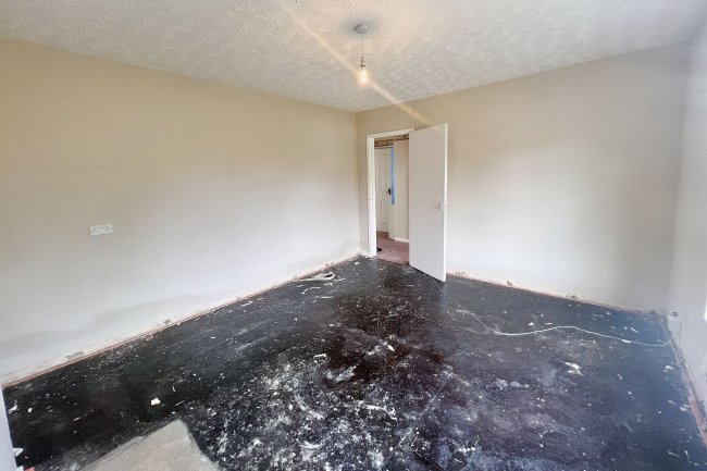 7 Daintree Way, Hemingford Grey, Huntingdon, Cambridgeshire, PE28 9DZ 10