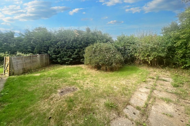 16 Daintree Way, Hemingford Grey, Huntingdon, Cambridgeshire, PE28 9DZ 9